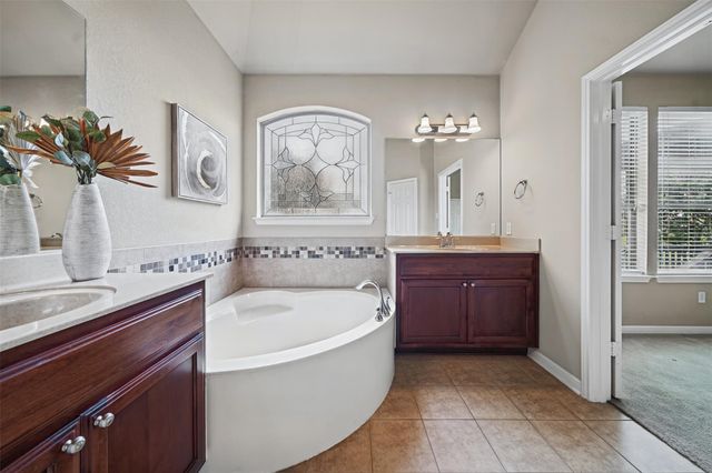 1915 Kempwood LOOP, Round Rock, TX 78665