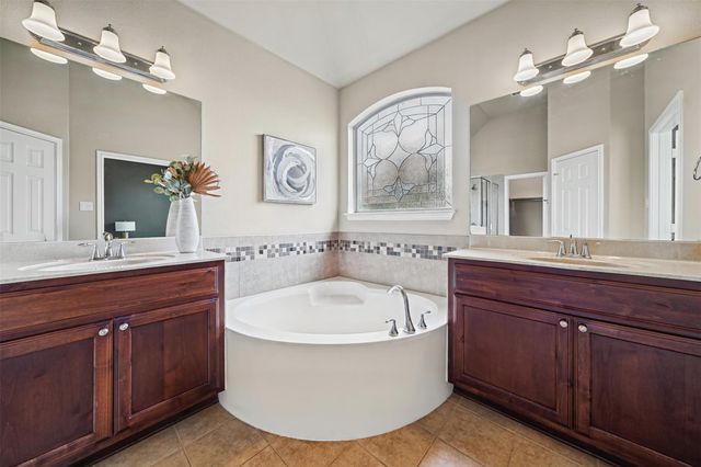 1915 Kempwood LOOP, Round Rock, TX 78665