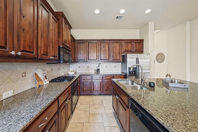 1915 Kempwood LOOP, Round Rock, TX 78665
