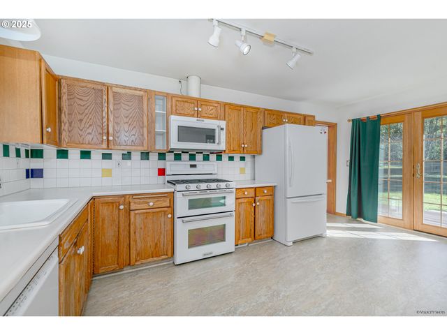 64242 E Brightwood Loop Rd, Brightwood, OR 97011