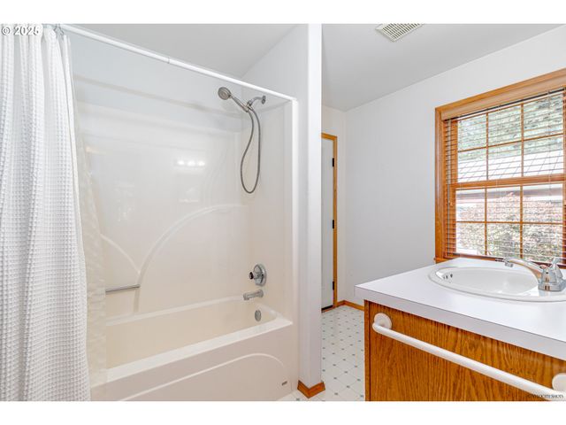 64242 E Brightwood Loop Rd, Brightwood, OR 97011