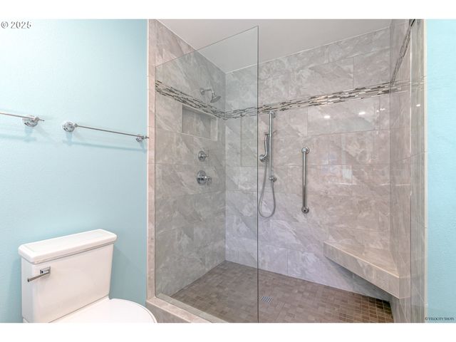 64242 E Brightwood Loop Rd, Brightwood, OR 97011