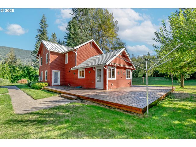 64242 E Brightwood Loop Rd, Brightwood, OR 97011
