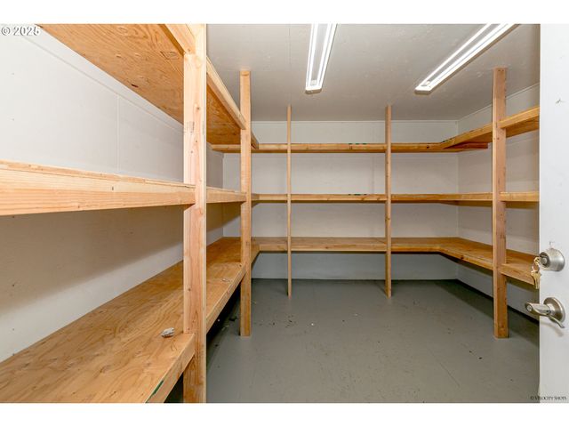 64242 E Brightwood Loop Rd, Brightwood, OR 97011