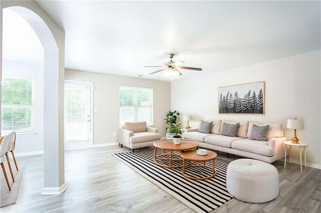2718 Haynescrest Drive, Grayson, GA 30017