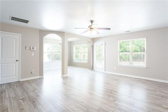 2718 Haynescrest Drive, Grayson, GA 30017