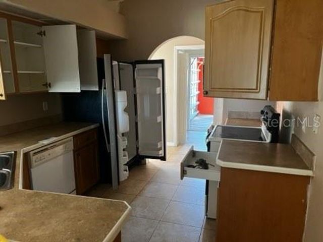 220 PALMETTO CIRCLE NE, Port Charlotte, FL 33952
