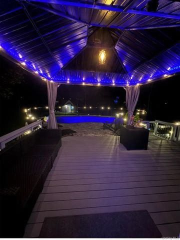 503 Wading River Road, Manorville, NY 11949