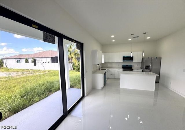 4116 NW 20th TER, Cape Coral, FL 33993