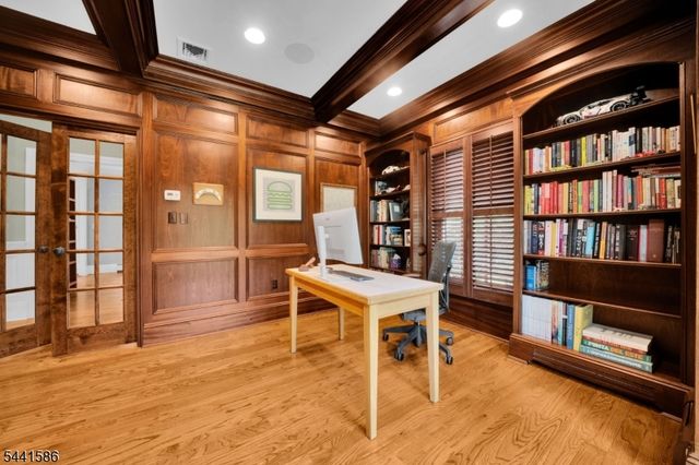 222 Deepbrook Rd, Wyckoff Twp., NJ 07481