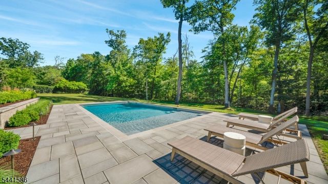 222 Deepbrook Rd, Wyckoff Twp., NJ 07481