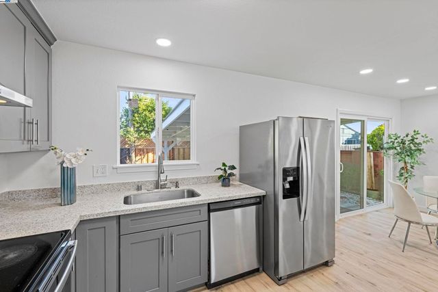 4564 Piper St, Fremont, CA 94538