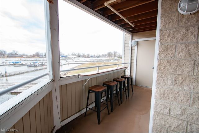 30 Marina Point Drive, Sandusky, OH 44870