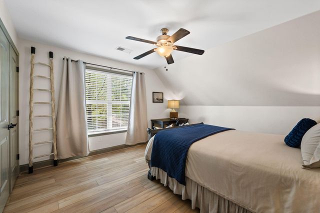 1807 Clear Brook Court, Chattanooga, TN 37421