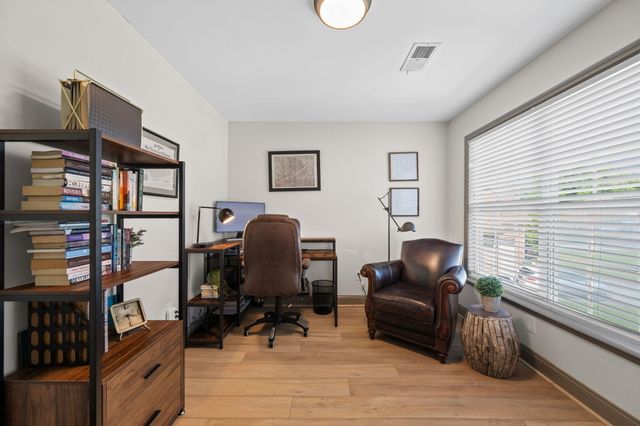 1807 Clear Brook Court, Chattanooga, TN 37421