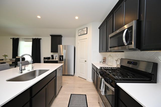 7815 Bel Fiore Drive, Richmond, TX 77406