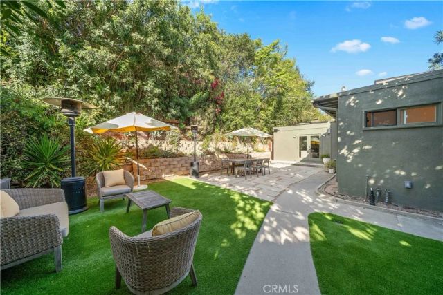 1011 W Mountain, Glendale, CA 91202