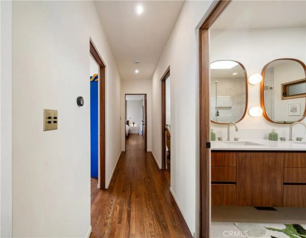 1011 W Mountain, Glendale, CA 91202
