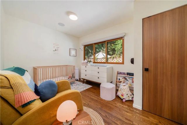 1011 W Mountain, Glendale, CA 91202