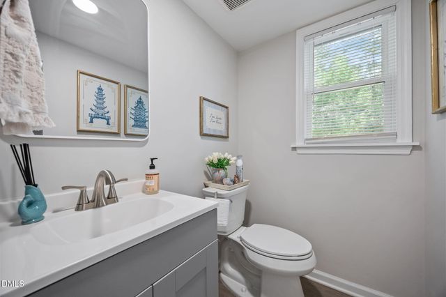 6028 Stratton Place, Raleigh, NC 27609