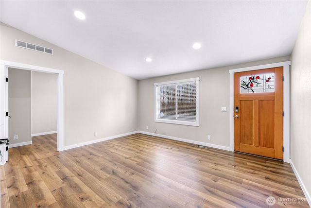 3027 Bayview Drive, Bellingham, WA 98226