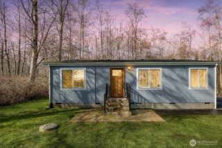 3027 Bayview Drive, Bellingham, WA 98226