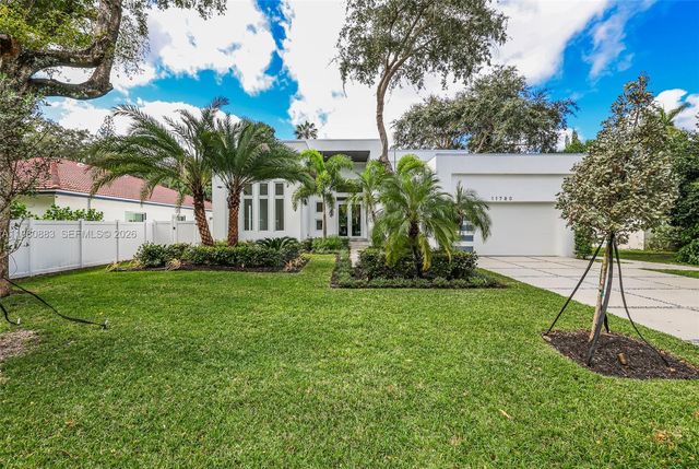 11780 NE 8th Ave, Biscayne Park, FL 33161