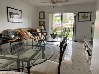 10633 NW 10th St 102, Pembroke Pines, FL 33026