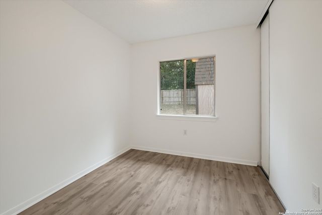 8034 Fair Bend, San Antonio, TX 78250