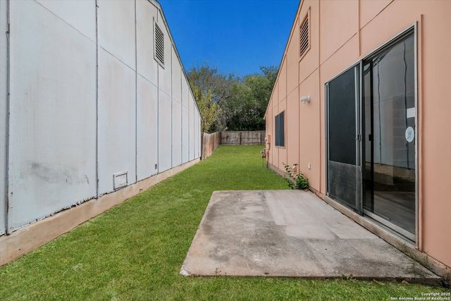 8034 Fair Bend, San Antonio, TX 78250