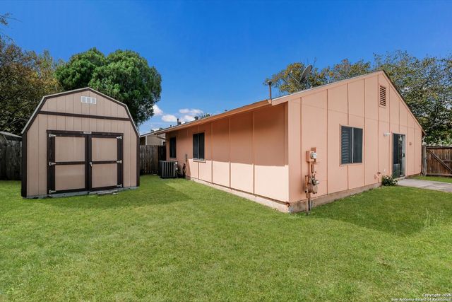 8034 Fair Bend, San Antonio, TX 78250