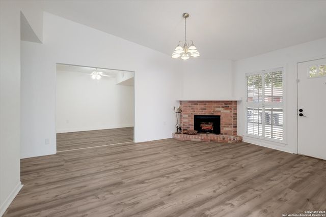 8034 Fair Bend, San Antonio, TX 78250