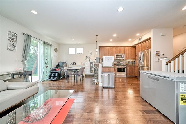 21125 Ingomar Court, Canoga Park, CA 91304