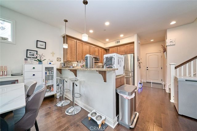 21125 Ingomar Court, Canoga Park, CA 91304