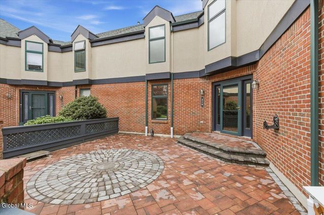 214 Colonial Avenue, Albany, NY 12208