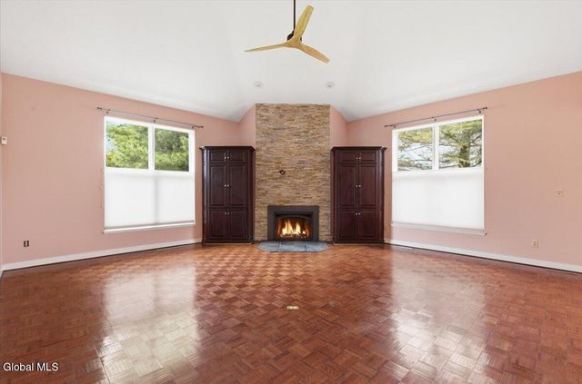 214 Colonial Avenue, Albany, NY 12208