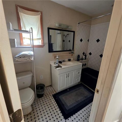 3006 NE Parvin Road, Kansas City, MO 64117