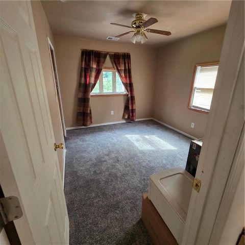 3006 NE Parvin Road, Kansas City, MO 64117