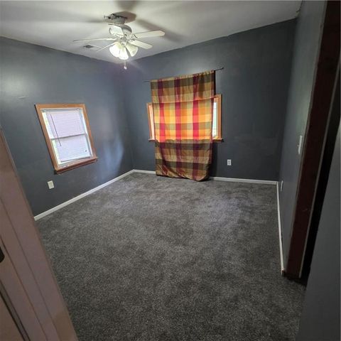 3006 NE Parvin Road, Kansas City, MO 64117