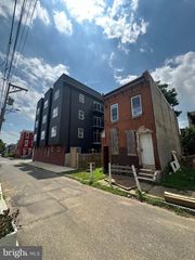 2112 N DARIEN ST, Philadelphia, PA 19122