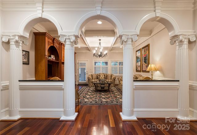 1006 Coves Pheasant Court, Biltmore Lake, NC 28715