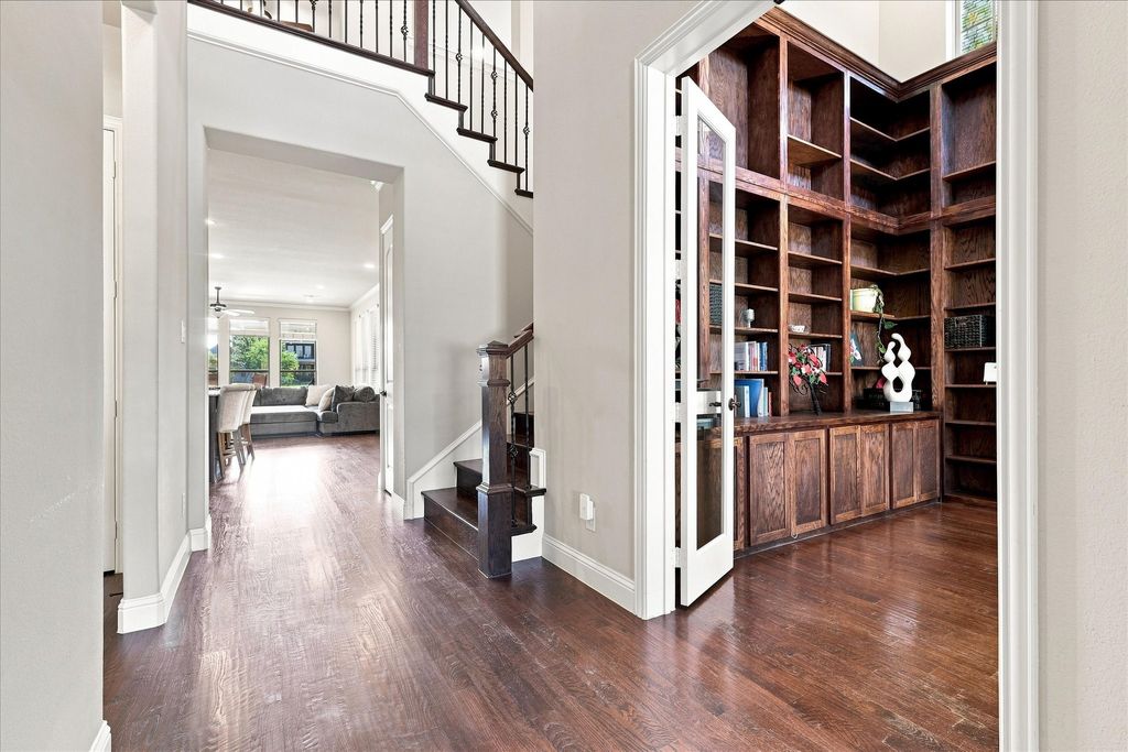 8225 Bonny Bank, The Colony, TX 75056 — photo 4