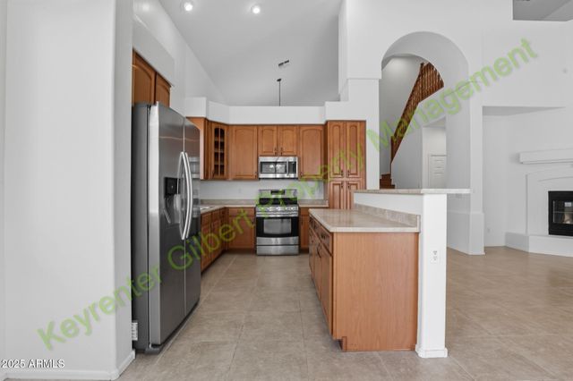 33958 N Barbara Drive, San Tan Valley, AZ 85144