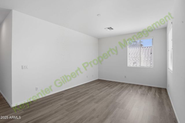 33958 N Barbara Drive, San Tan Valley, AZ 85144