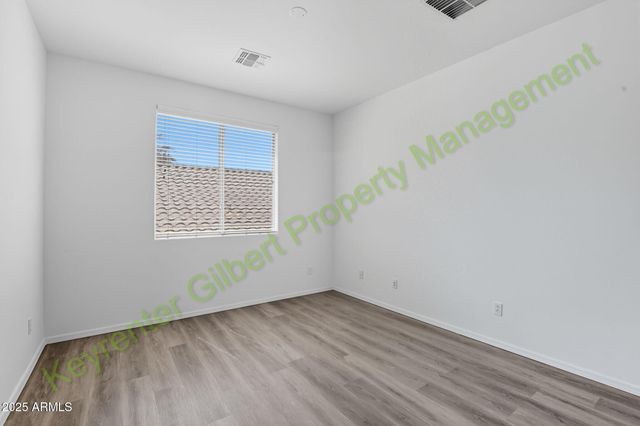 33958 N Barbara Drive, San Tan Valley, AZ 85144