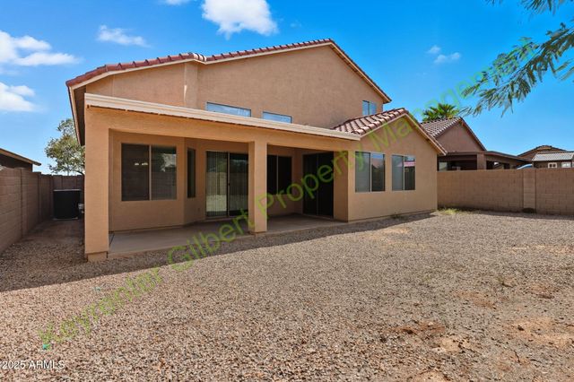 33958 N Barbara Drive, San Tan Valley, AZ 85144