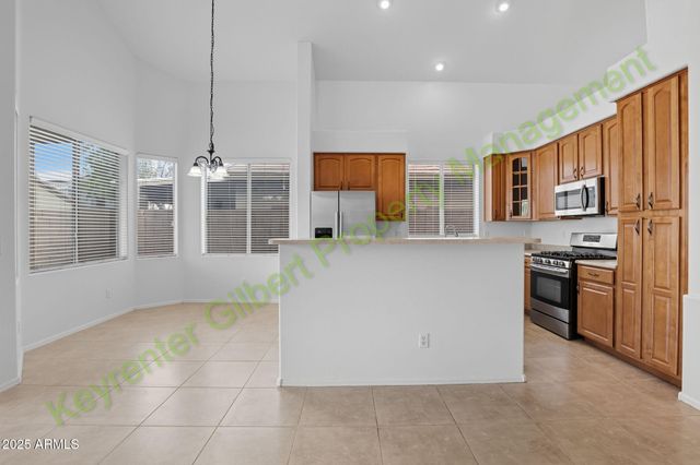 33958 N Barbara Drive, San Tan Valley, AZ 85144