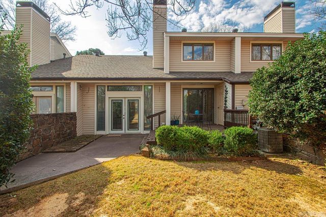 20 Fairway Woods Cir, Maumelle, AR 72113