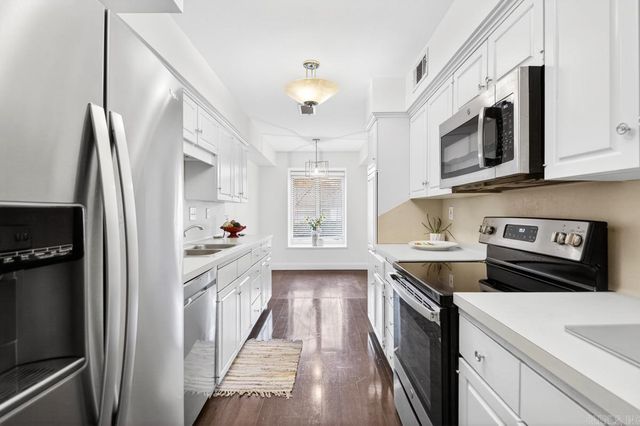 20 Fairway Woods Cir, Maumelle, AR 72113