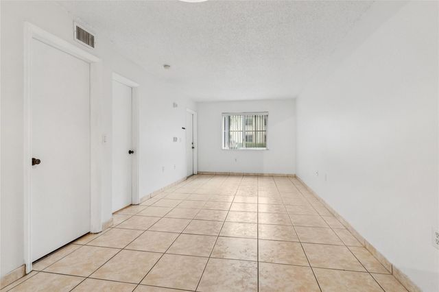 2173 NW 78th Avenue, Pembroke Pines, FL 33024